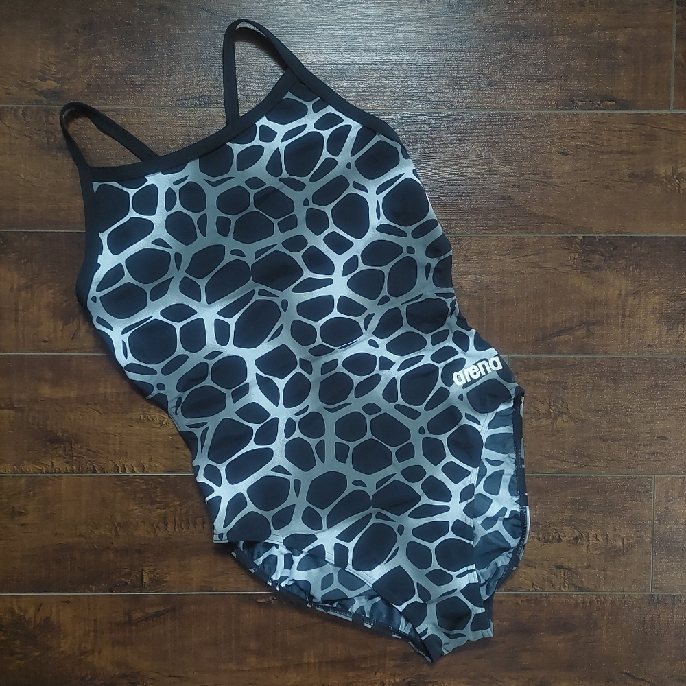 Arena Polycarbonite Challenge Back Swimsuit Size 38